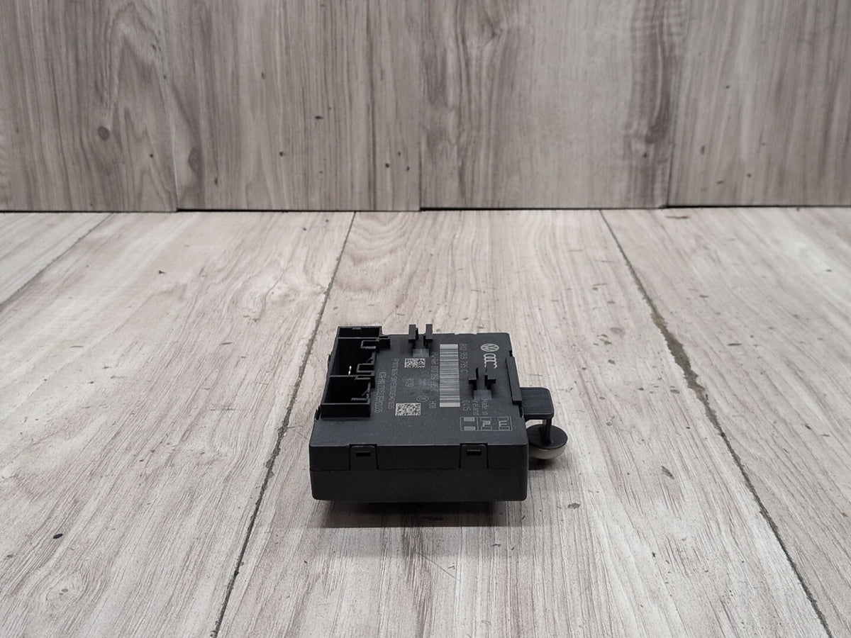 15-18 OEM Audi Q3 Rear Left or Right Window Door Control Module PN: 8X0959795C