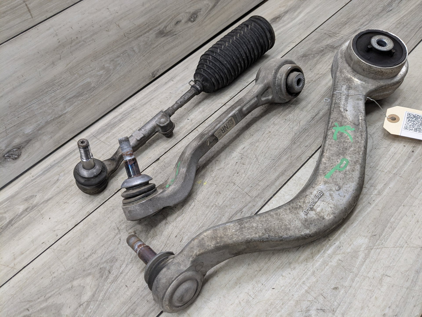 2019 - 2026 BMW 330i G20 Front Right Passenger Control Arms SET 6894664 B46B20O1