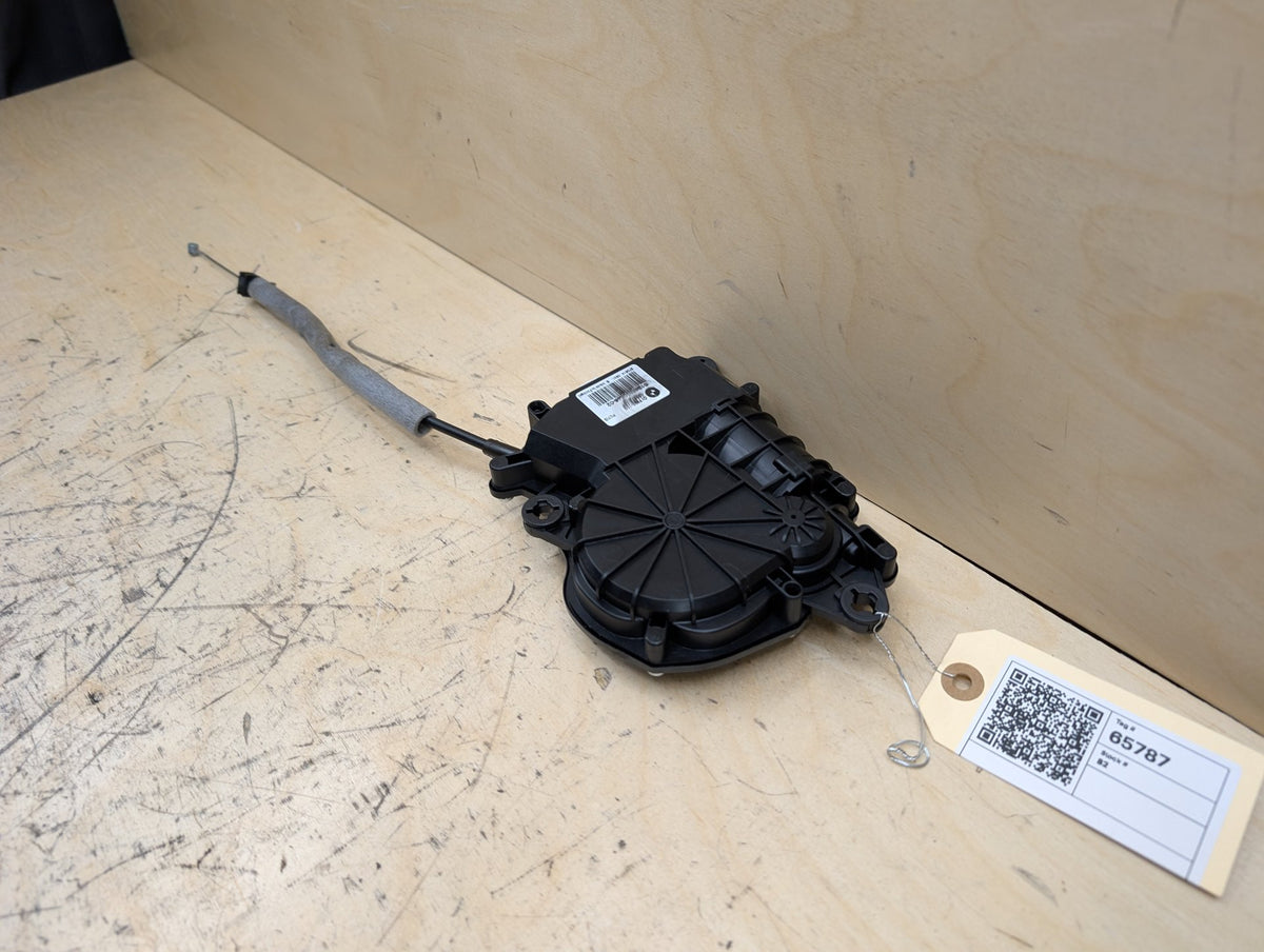 2010-2017 BMW 535i GT xDrive F07 Liftgate Trunk Lid Liftgate Lock Latch Actuator 7330646 OEM