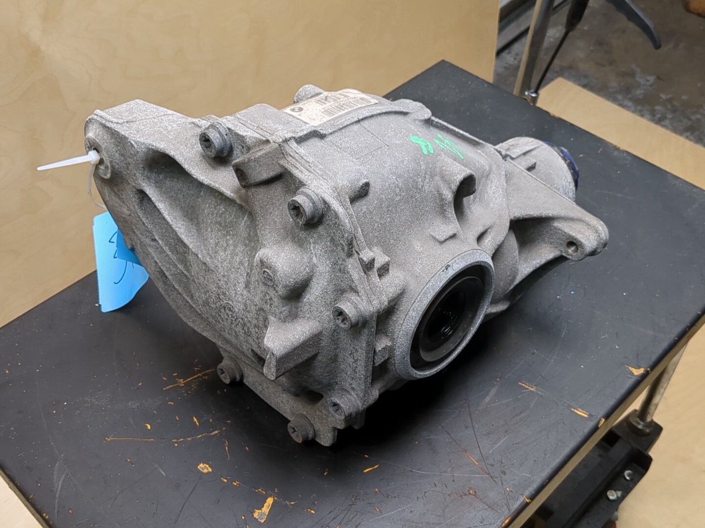 18-24 OEM BMW G01 G02 X3 X4 B46 B58 Rear Differential Axle Gearbox Carrier 3.38
