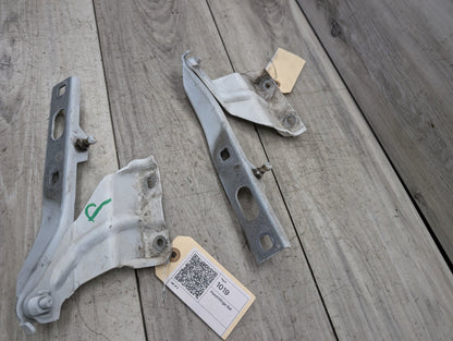 2009 - 2017 Audi Q5 8R Hood Bonnet Hinges SET 8R0823302A EA888