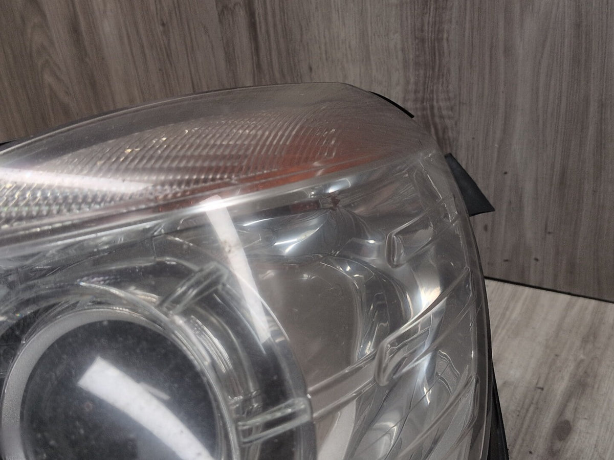 2009-2012 Mercedes-Benz E550 W212 - Front Left Driver Headlight A2128205961KZ