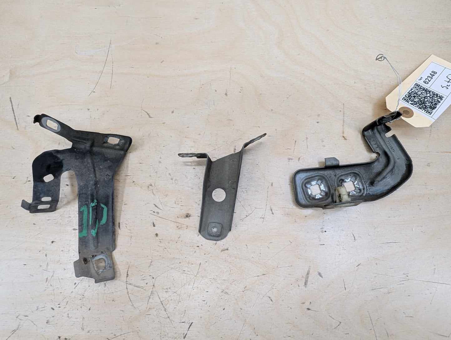 12-20 OEM BMW F30 F32 F33 F36 Front Left Driver Fender Wing Holder Bracket SET