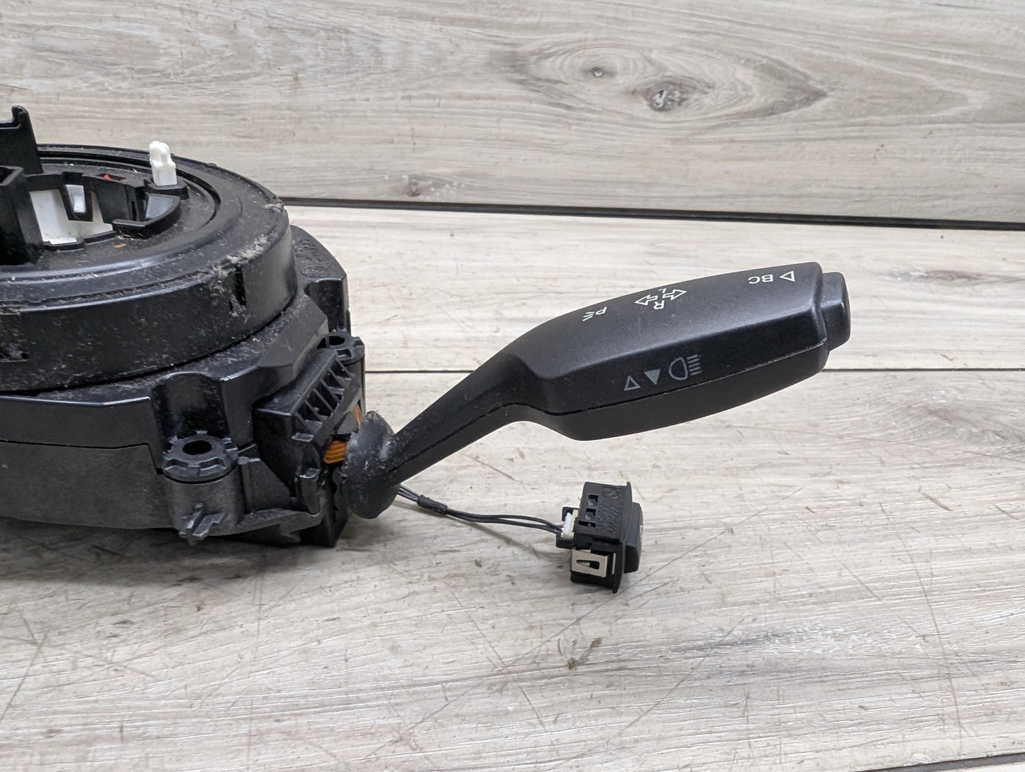 2011 - 2017 BMW X3 F25 Steering Wheel Sensor Clockspring 9242285 N55B30M0