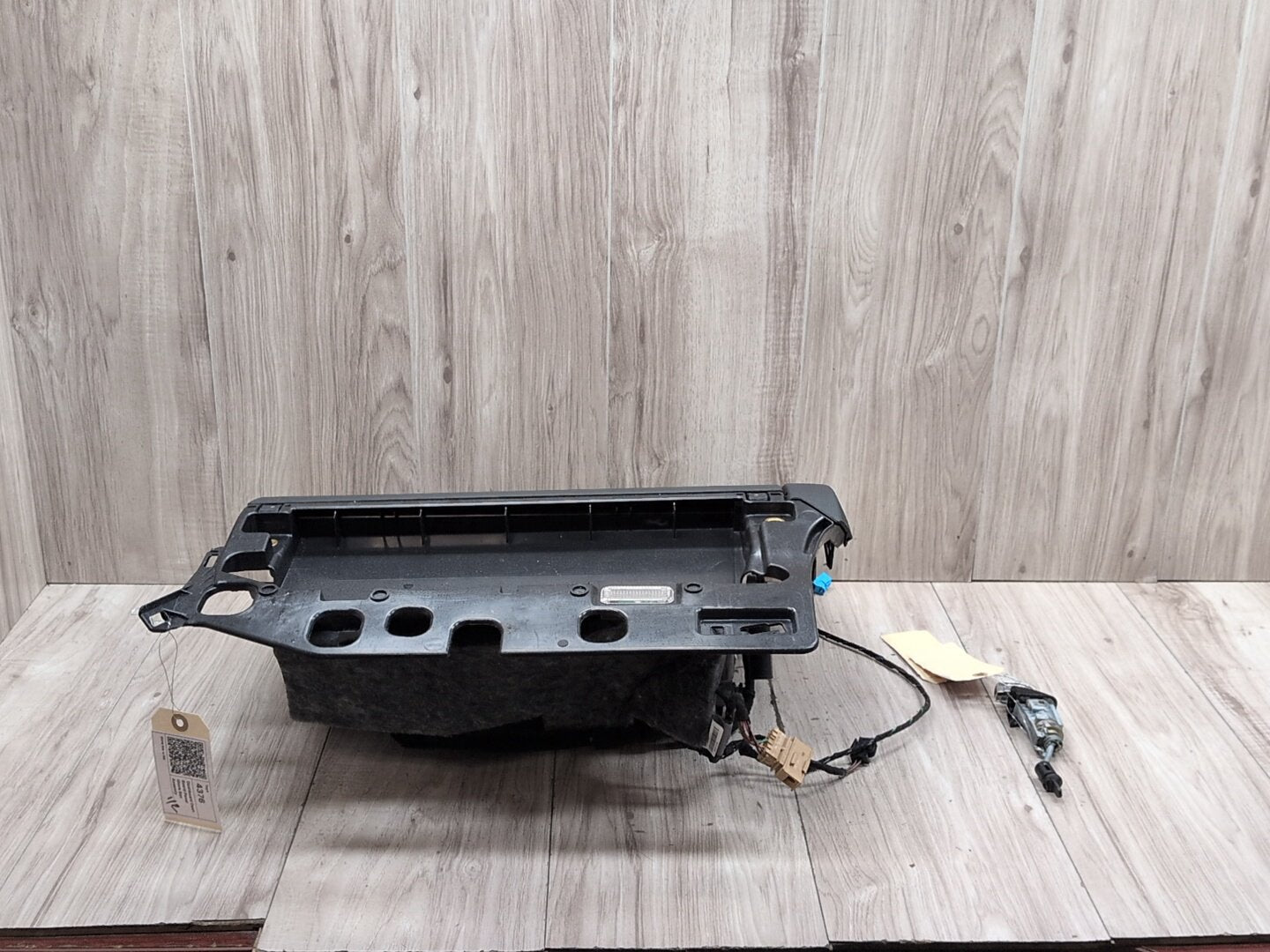 2008 - 2017 Audi S5 8T Dashboard Dash Board Panel Glove Box Assemly 8K1880384A