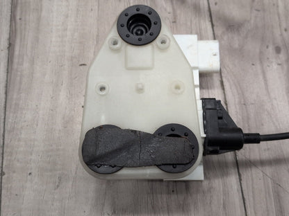 2019 - 2026 BMW X5 G05 Front Right Passenger Door Latch Lock Actuator 7477702 N63B44M3