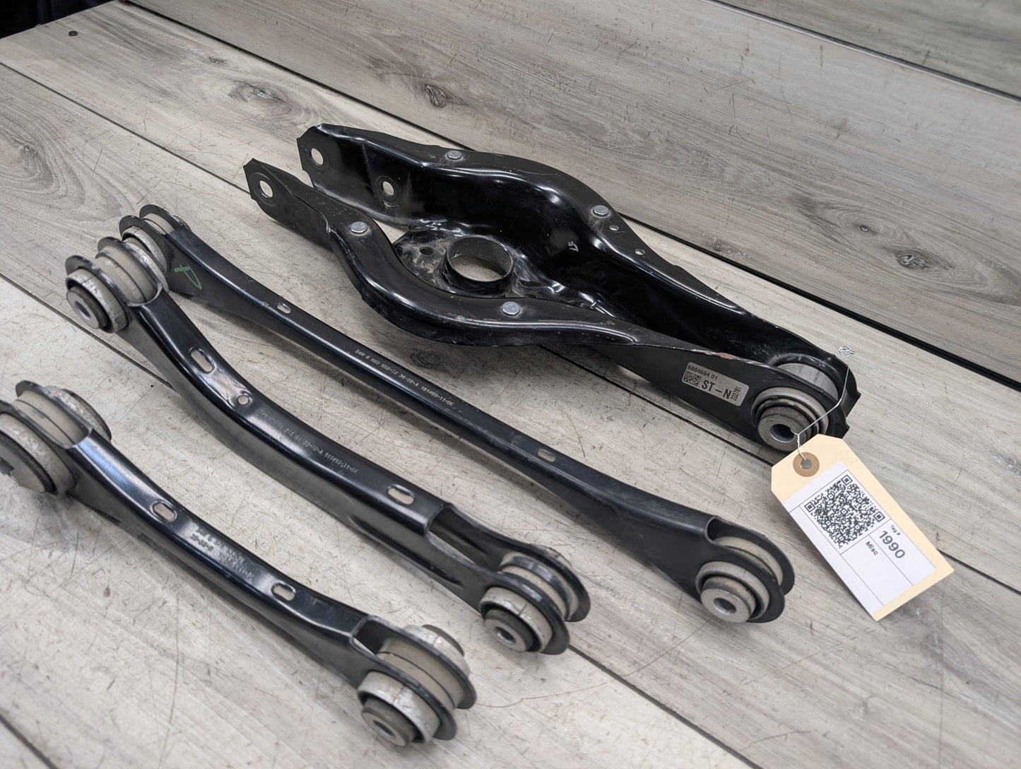 2021 - 2026 BMW 430i G22 Rear Right Passenger Control Arms SET 6867541 B46B20O1