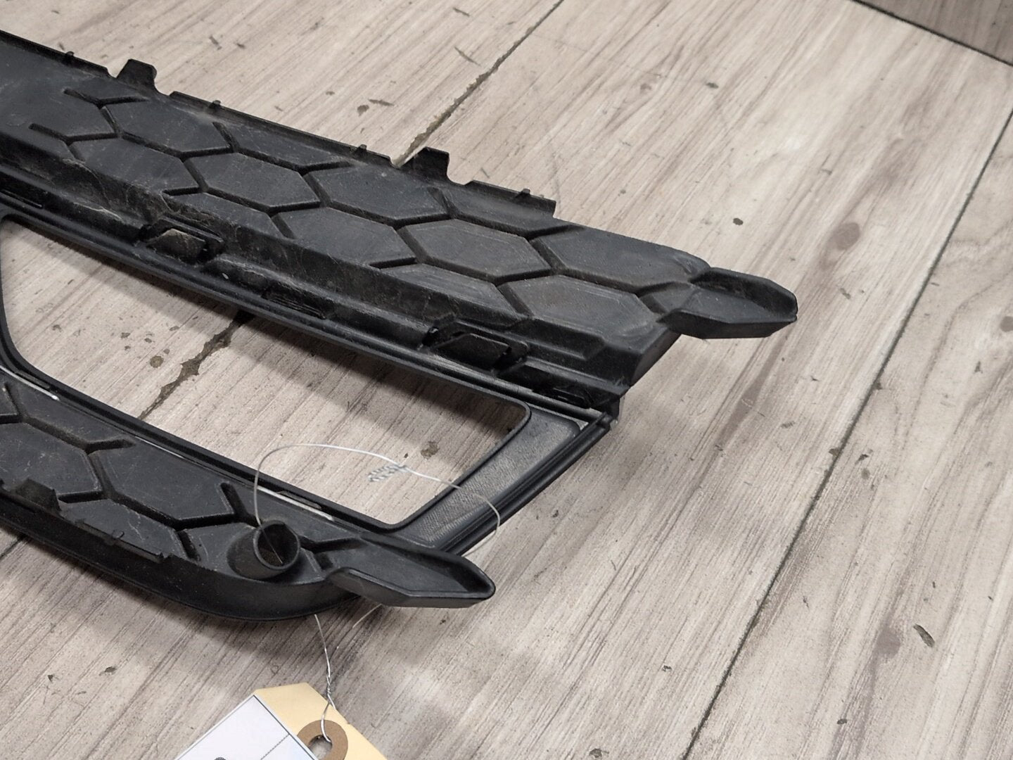 2008 - 2017 Audi S5 8T Front Left Driver Bumper Cover Grille 8T0807681K