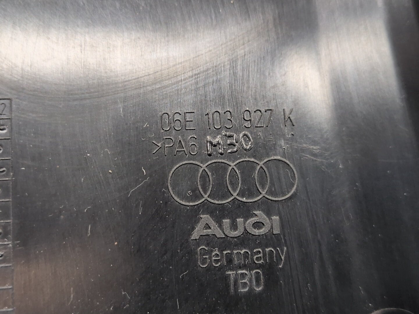 2013 - 2017 Audi S5 8T Engine Cover 06E103926N CTUB