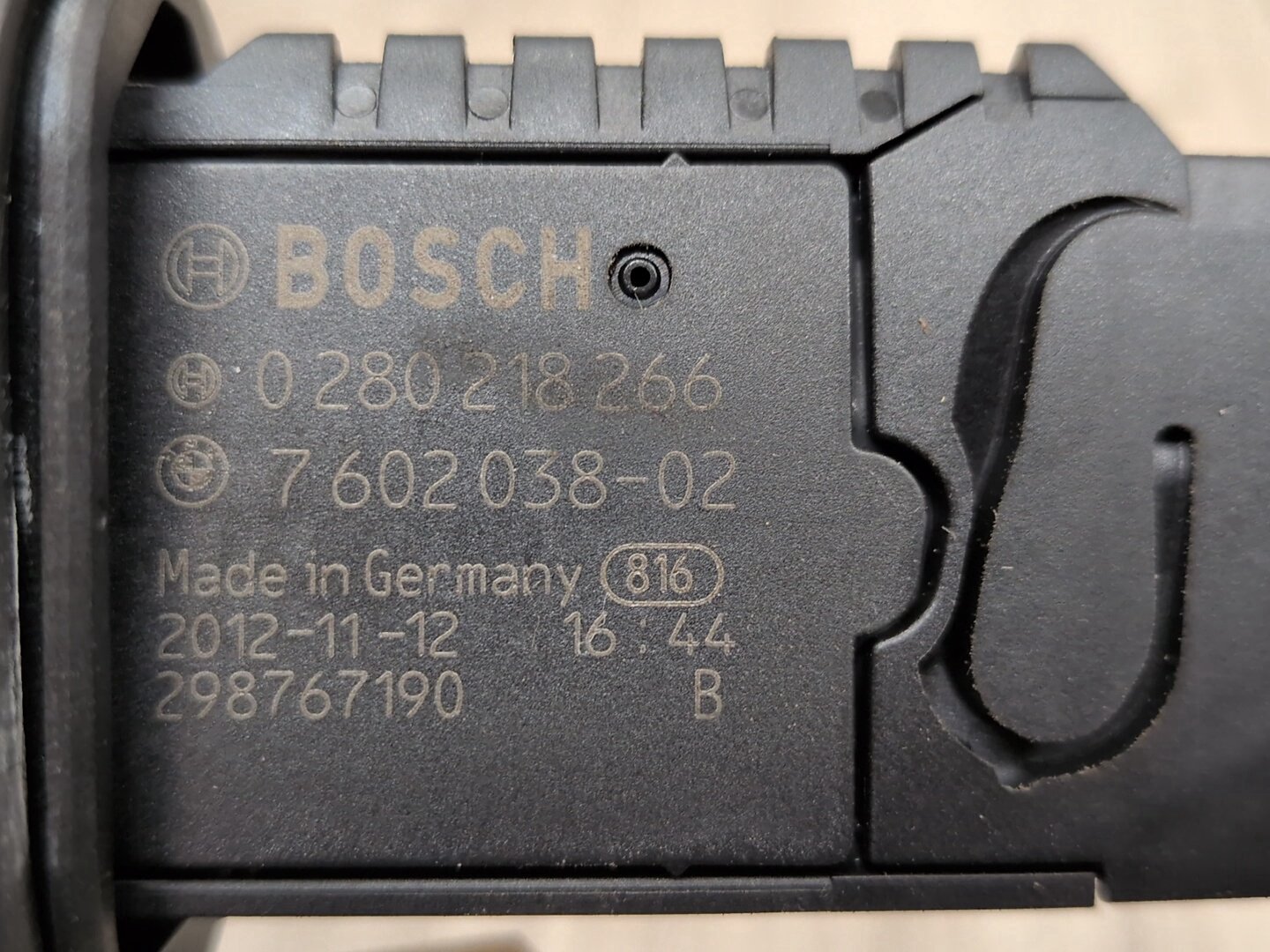 OEM BMW F10 F15 F30 F32 F48 F80 Engine N20 N26 MAF Mass Air Flow Sensor Meter