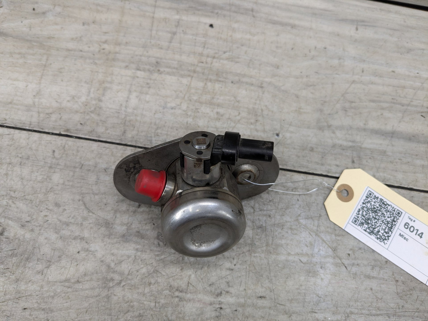 16-20 OEM BMW G11 G12 750 G30 M550 Engine N63R HPFP High Pressure Fuel Pump 5-8