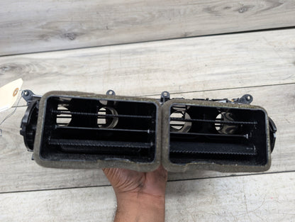 09-15 OEM BMW F01 F02 740 750 760 B7 Dash Center AC Air Vent Fresh Grille Black