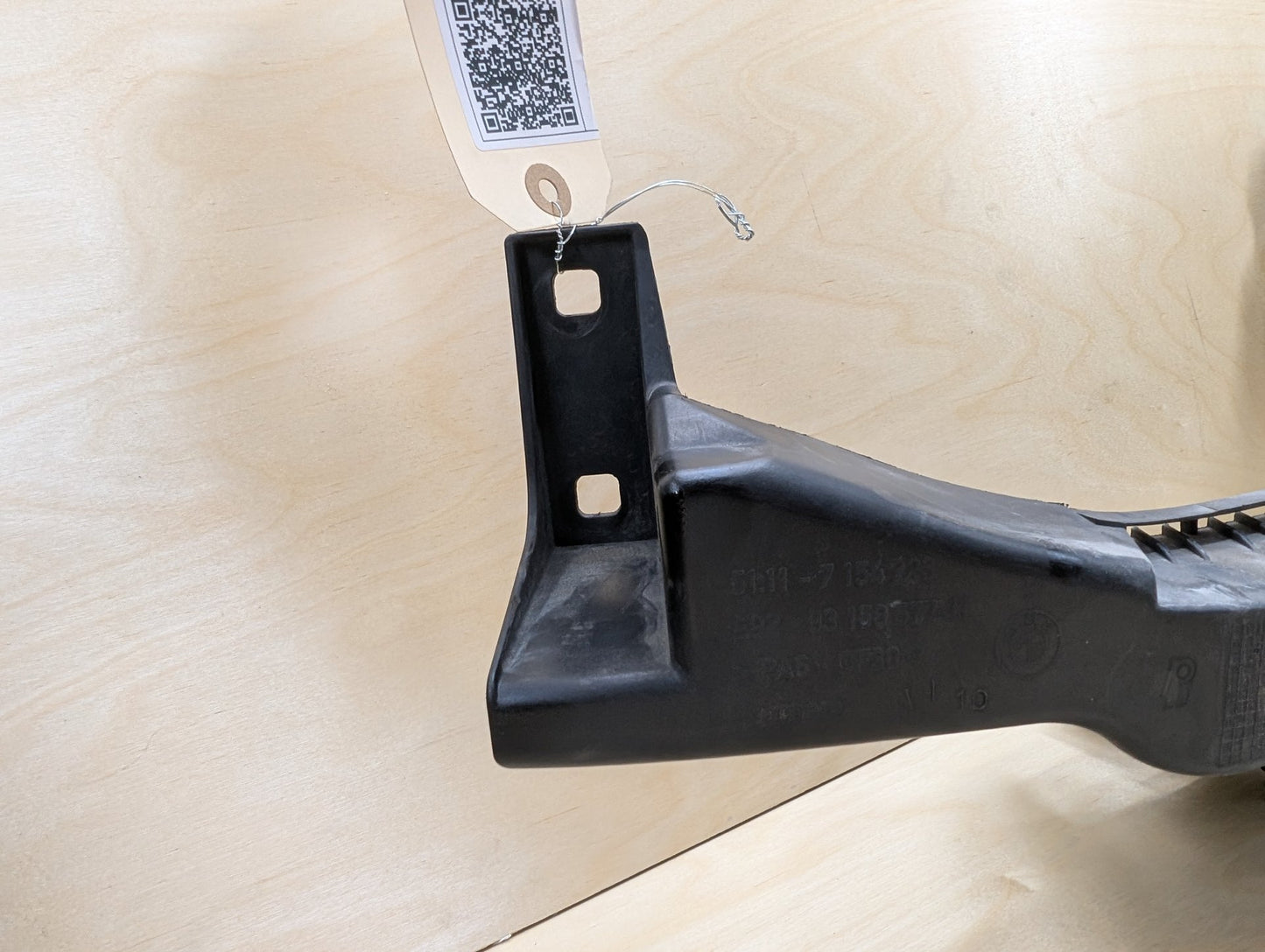 2007-2013 BMW 328i E93 Left Driver Headlight Bracket 7154723