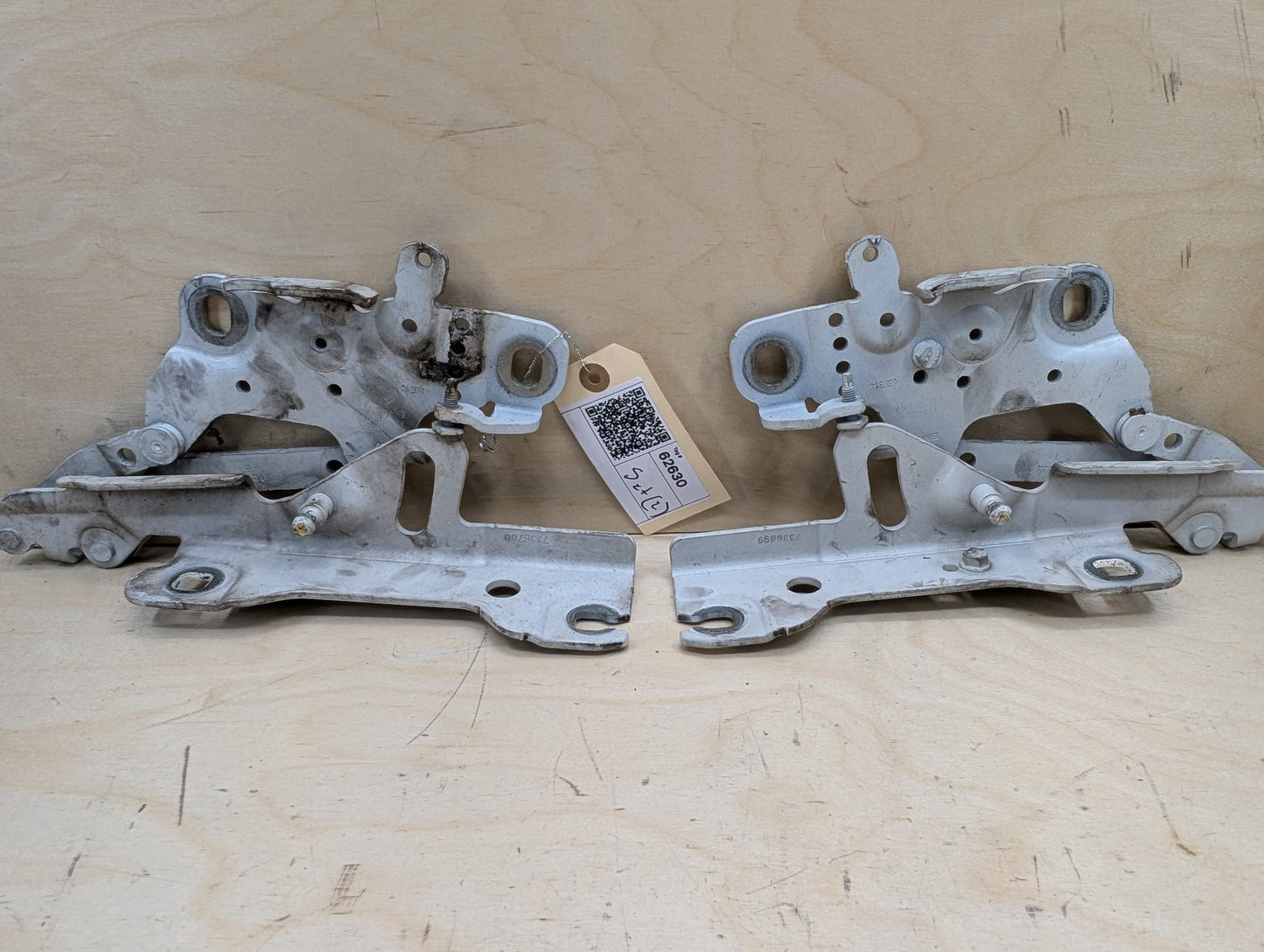 OEM BMW F22 F23 F30 F32 F33 F36 F80 F82 F83 F87 Left Right Side Hood Hinges PAIR