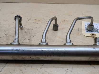 OEM BMW F10 F15 F25 F30 F32 F36 320 328 Engine N20 N26 Fuel Injector Line Rail