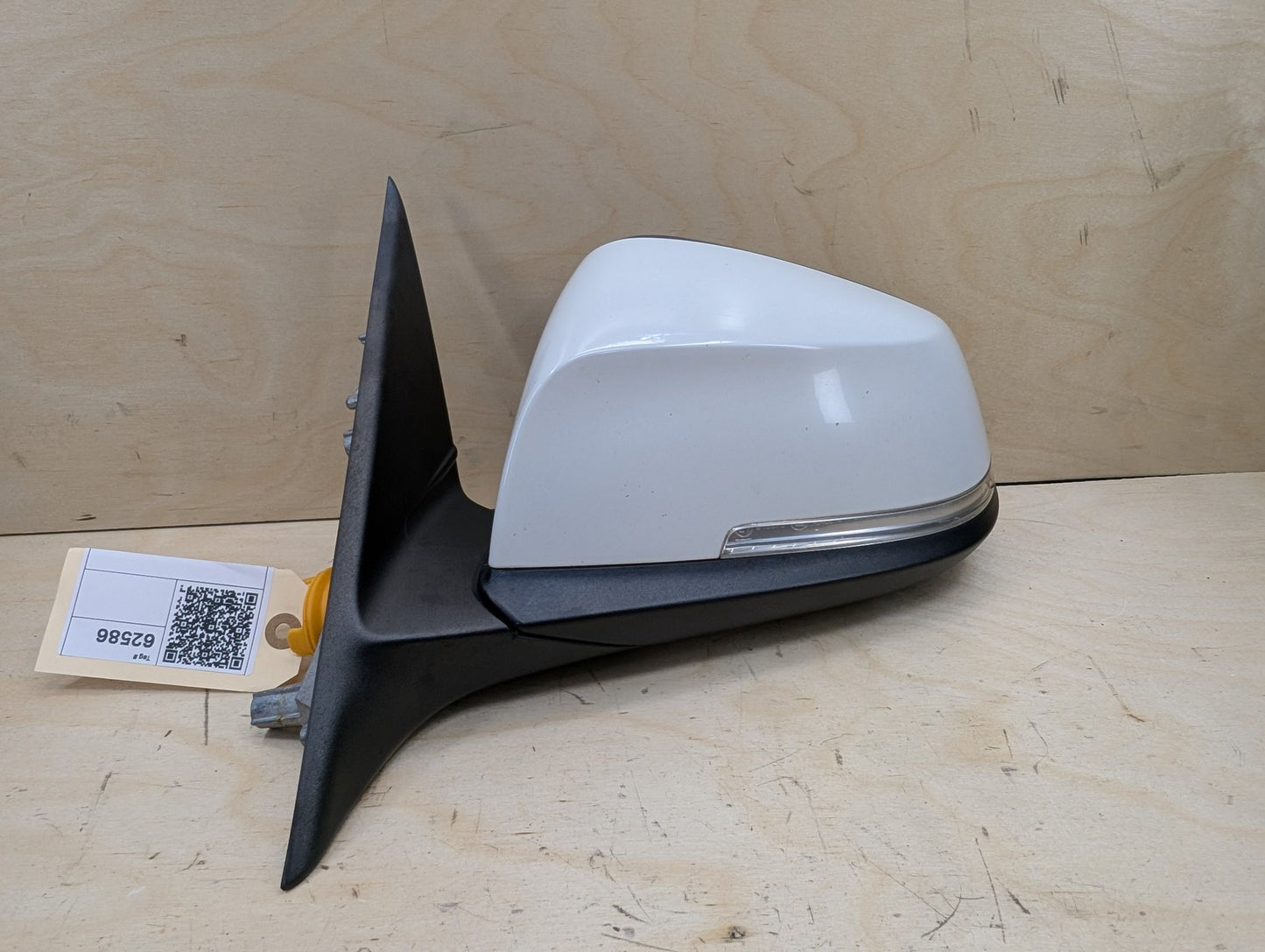 12-18 OEM BMW F30 328 330 335 340 Left Driver Auto Dip Heated Side Mirror White 300