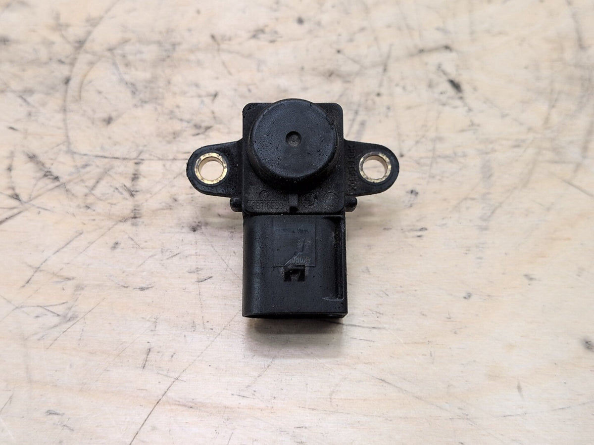 2007-2013 BMW 328i E93 Manifold Absolute Pressure (MAP) Sensor 7542623 OEM