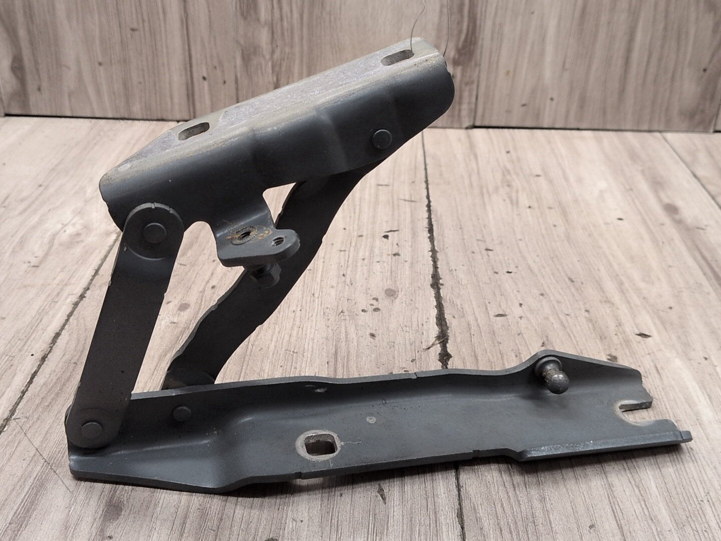 2008-2010 BMW 535i E60 Hood Bonnet Hinges SET 7120276