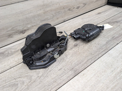 2007-2013 BMW X5 E70 Front Right Passenger Door Latch Lock Actuator w/ Soft Close 7315022