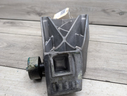 OEM BMW G01 G05 G12 G20 G22 G26 G30 Left Driver Engine B58 Motor Mount Bracket