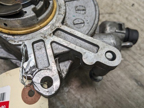 10-19 OEM BMW F10 F12 550 650 750 M5 M6 X5 X6 F86 Engine N63 S63 Vacuum Pump