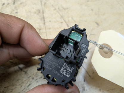 17-23 OEM BMW G30 G32 530 540 M550 640 Engine Start Stop Button Push Dash Switch