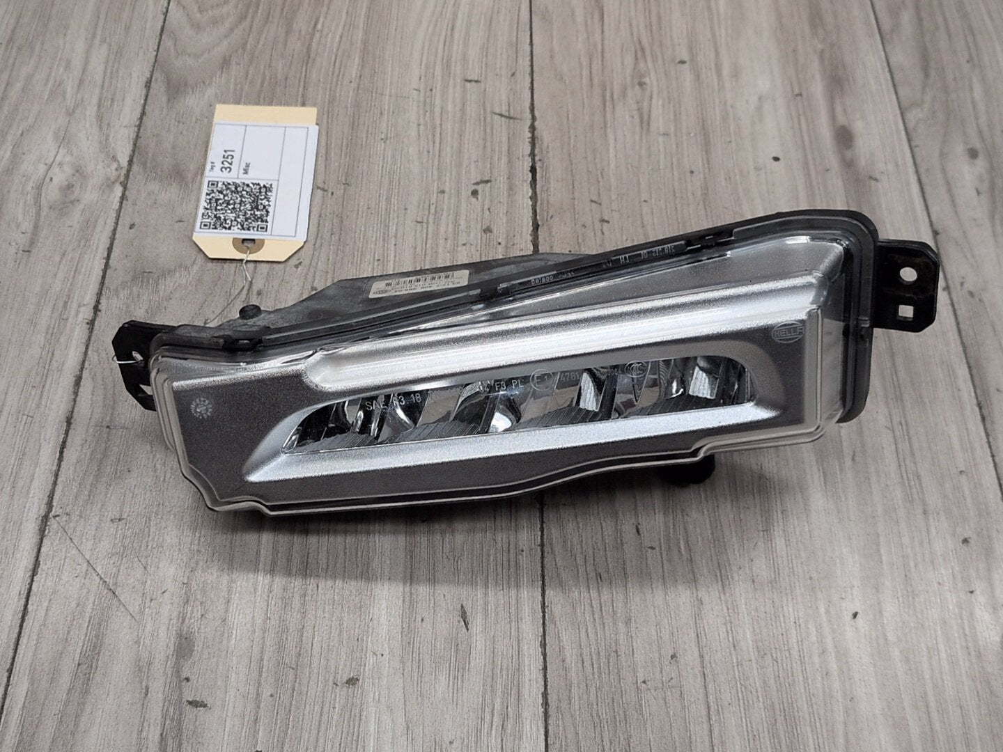 19-23 OEM BMW G05 G06 G07 X5 X6 X7 PRE-LCI Front Left Driver LED Fog Light Lamp
