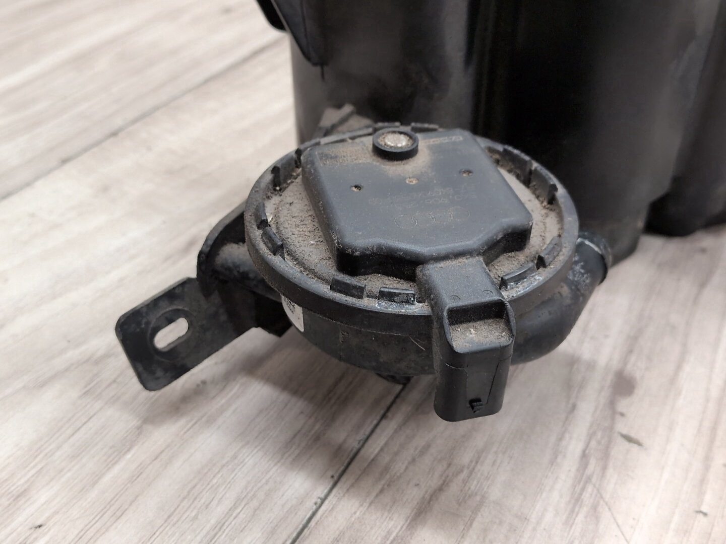 2013 - 2017 Audi S5 8T Fuel Vapor Charcoal Canister 8K0201801C CTUB