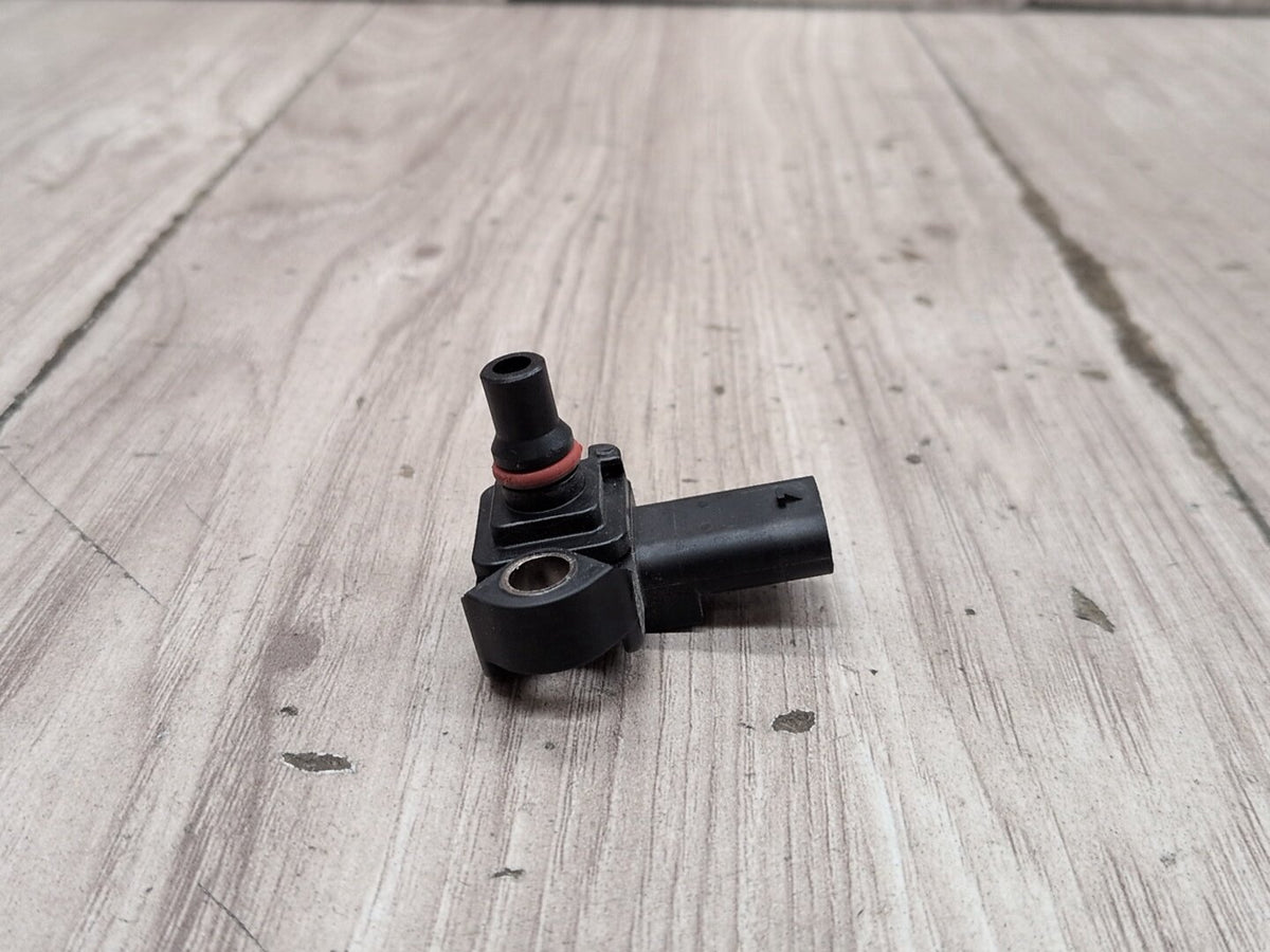 2019-2026 BMW M340i G20 Manifold Absolute Pressure (MAP) Sensor 8637900 OEM