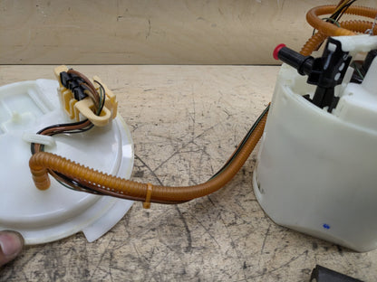 18-20 OEM BMW G30 M550iX Engine N63R Gas Tank Mount Fuel Pump w/ Sending Unit