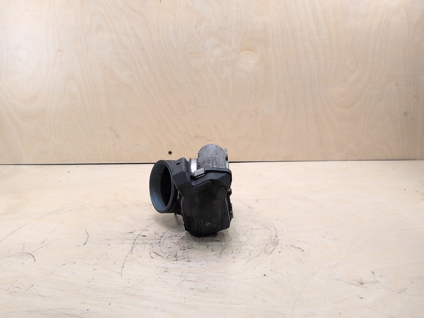 OEM BMW E82 E88 E89 E90 E92 E93 F10 F25 Engine N52 Throttle Body