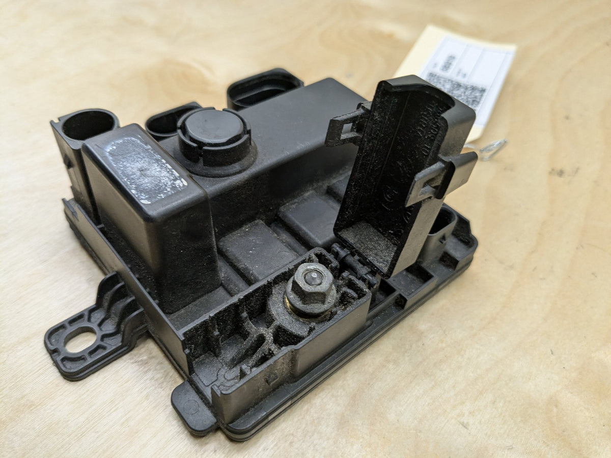 OEM BMW F10 F15 F22 F23 F30 F32 F33 F36 Integrated Power Supply Control Module