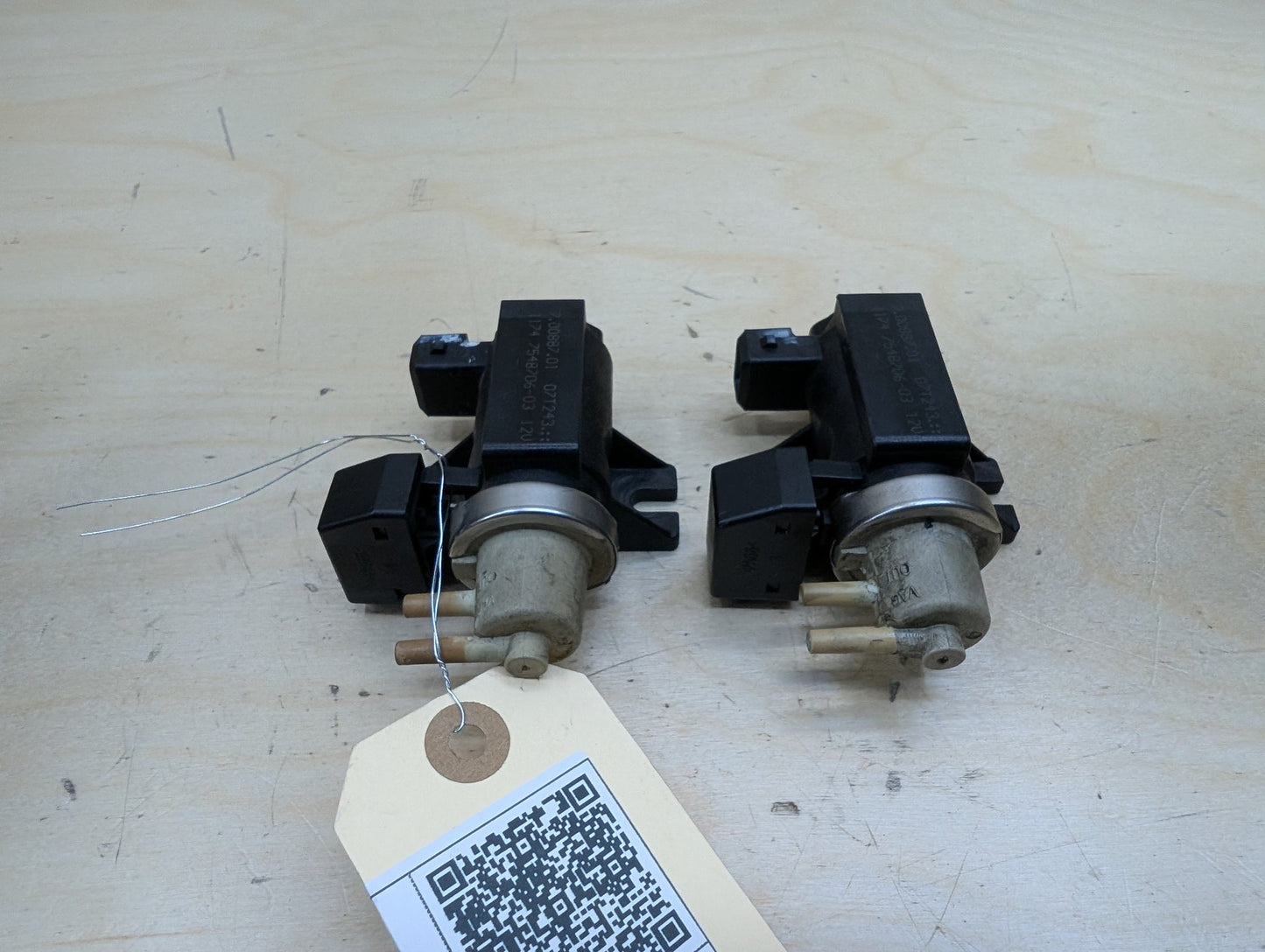 2007-2013 BMW 335i E93 Turbo Boost Pressure Solenoid Valve SET 7548706