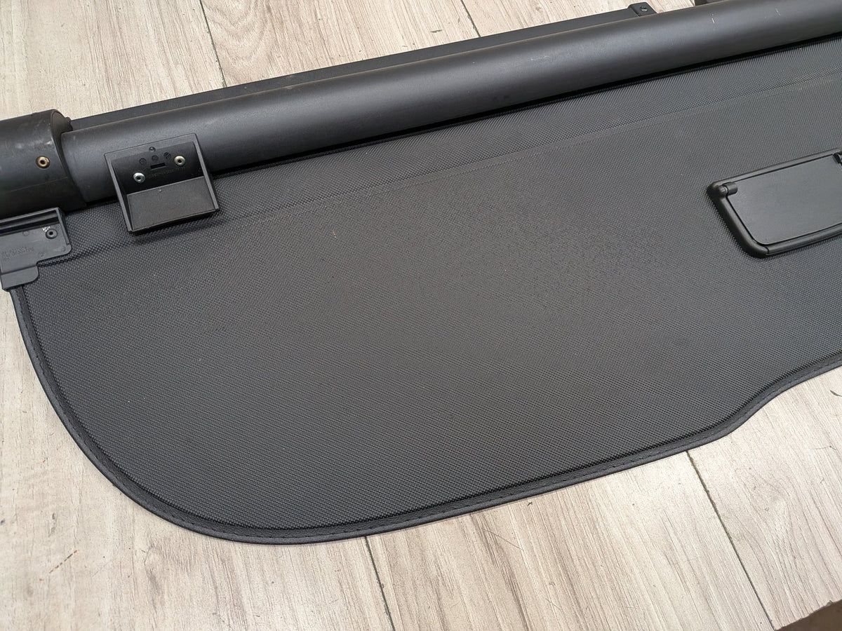 2015-2018 Audi Q3 8U Rear Trunk Upper Retractable Roller Luggage Shade Cover