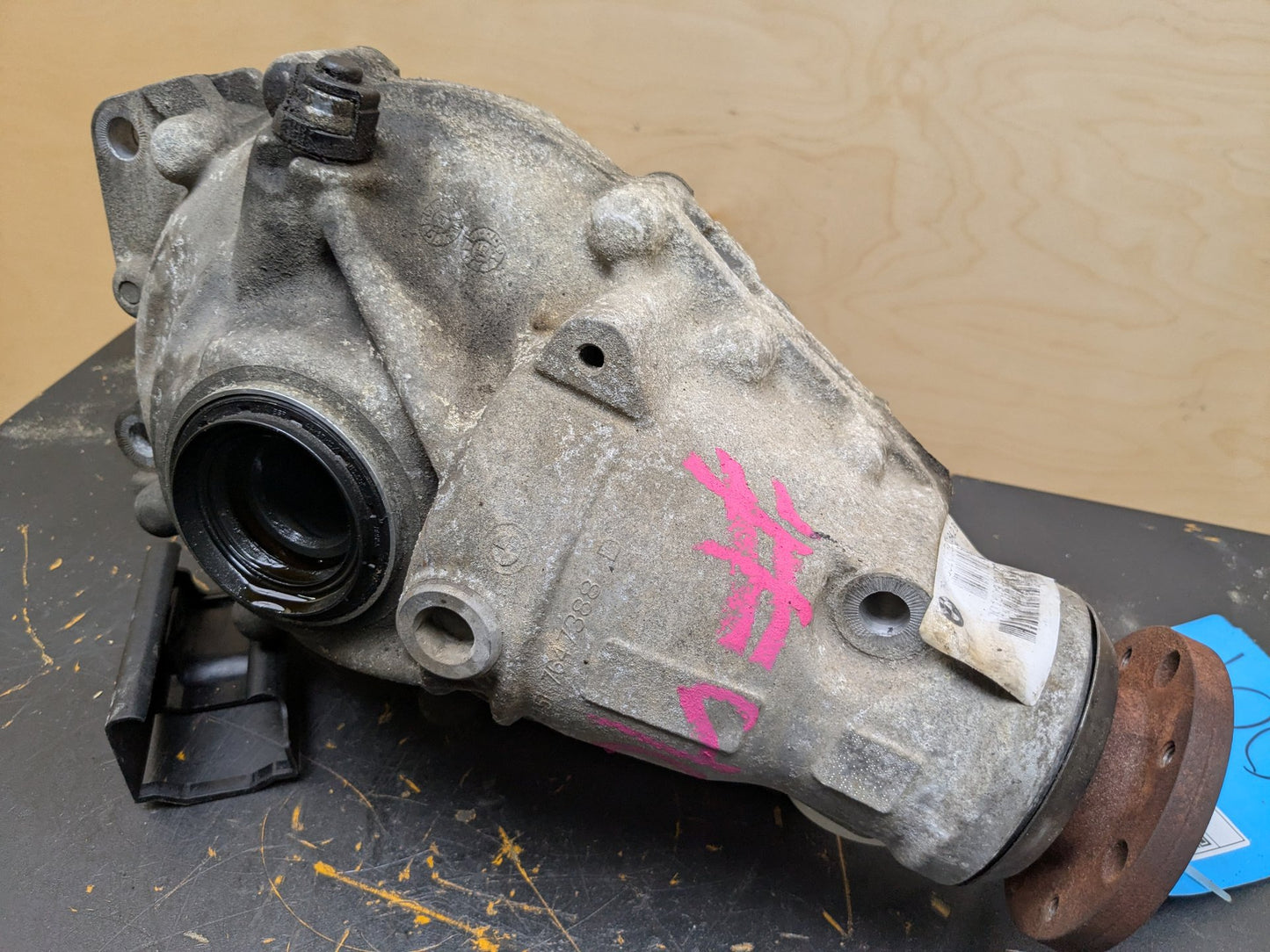 16-21 OEM BMW G30 G12 750 M550 AWD Front Differential Axle Carrier 2.81 Ratio