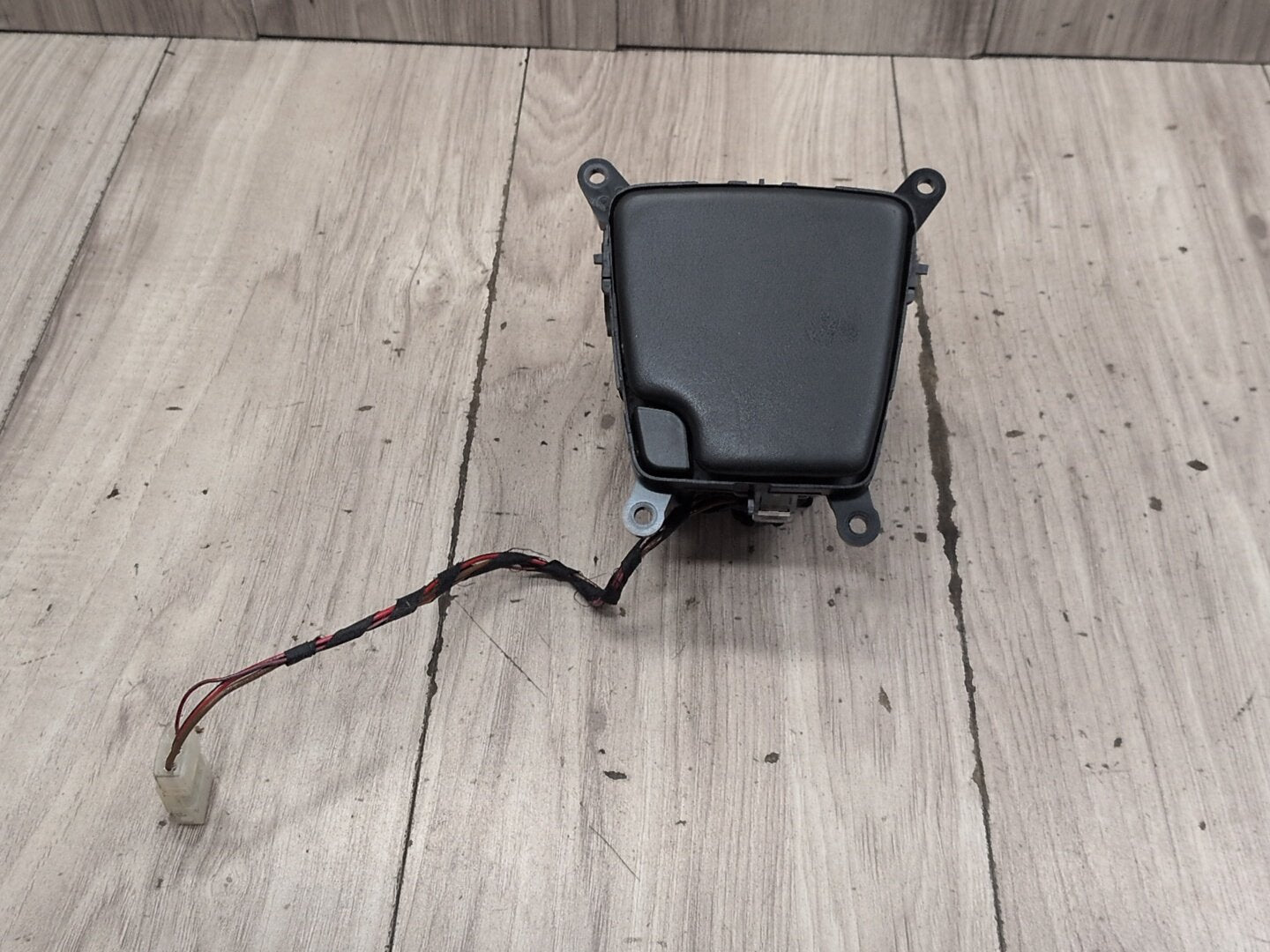 2012-2018 BMW M6 F06 - Center Console Ashtray Ash Tray PN: 9197231