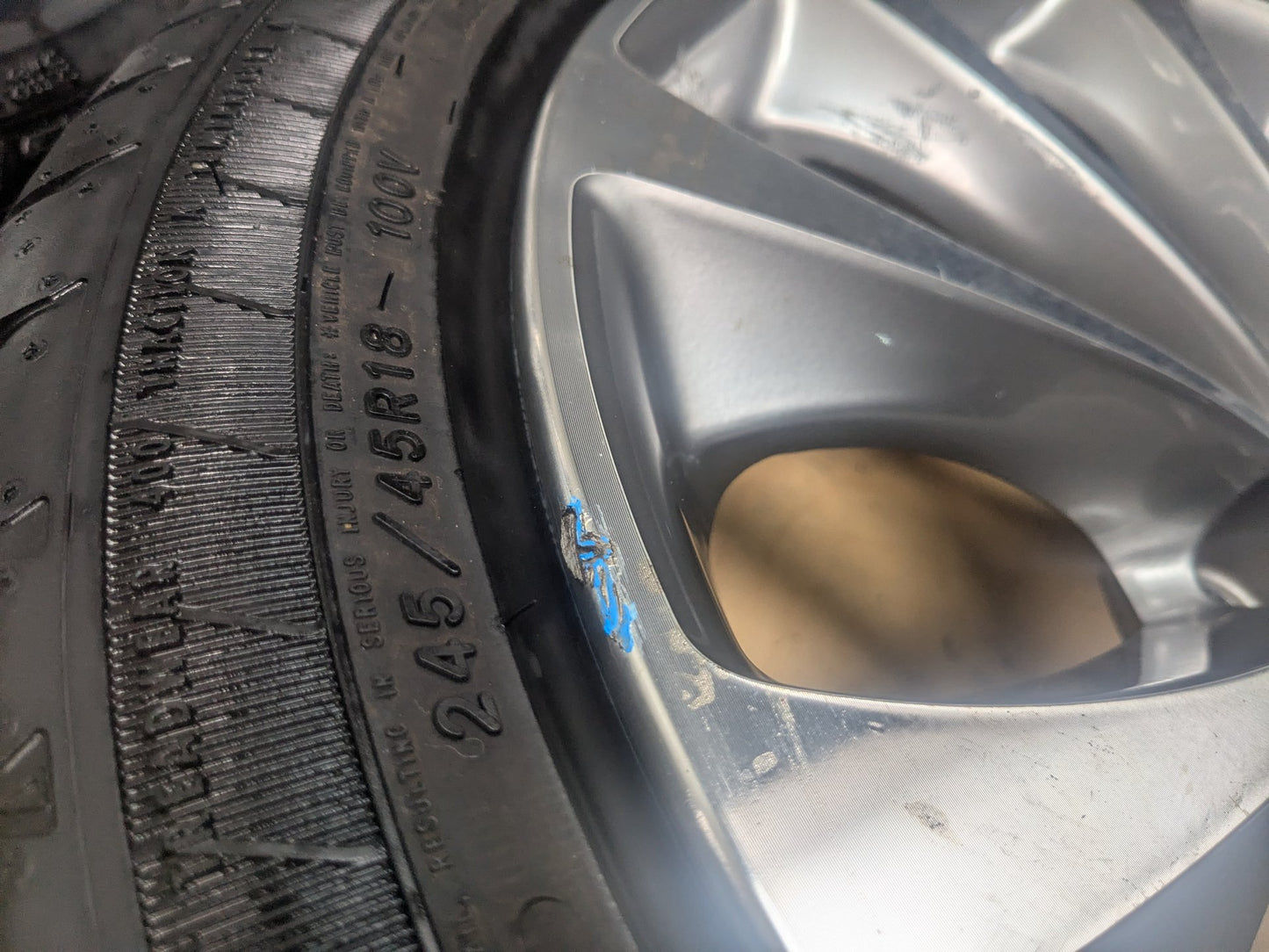 2011 - 2016 BMW 528i F10 Wheel Rim SET 6857665 N20B20O0