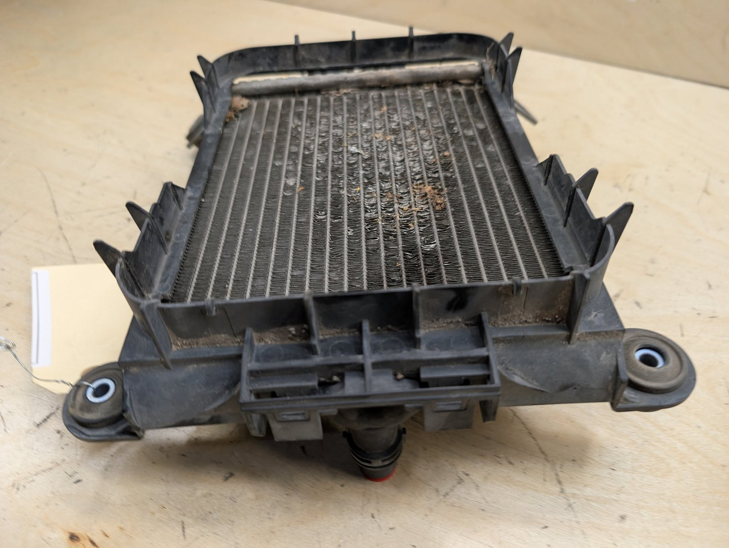 OEM BMW F22 F23 F30 F32 F33 F36 335 440 Engine Oil Auxiliary Secondary Radiator