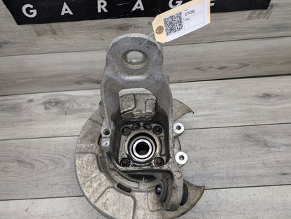 2014 - 2018 BMW X5 F15 Rear Right Passenger Spindle Knuckle w/ Bearing 6770984 N63B44O1