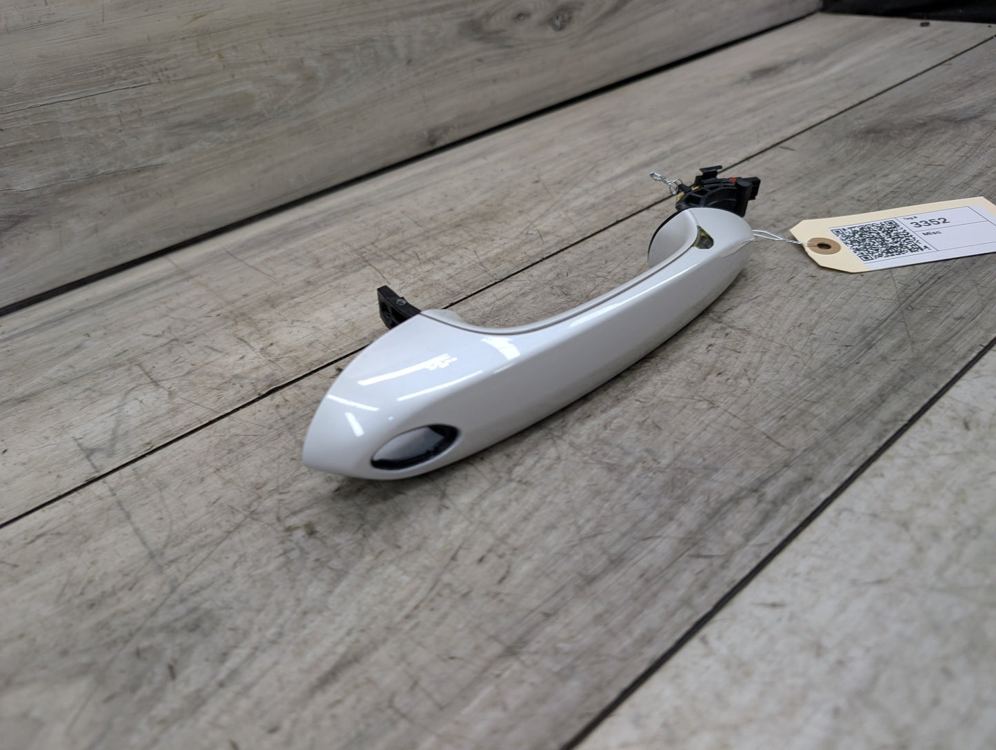 2019-2026 BMW X5 G05 Front Left Driver Exterior Door Handle w/ Comfort Access 9854175