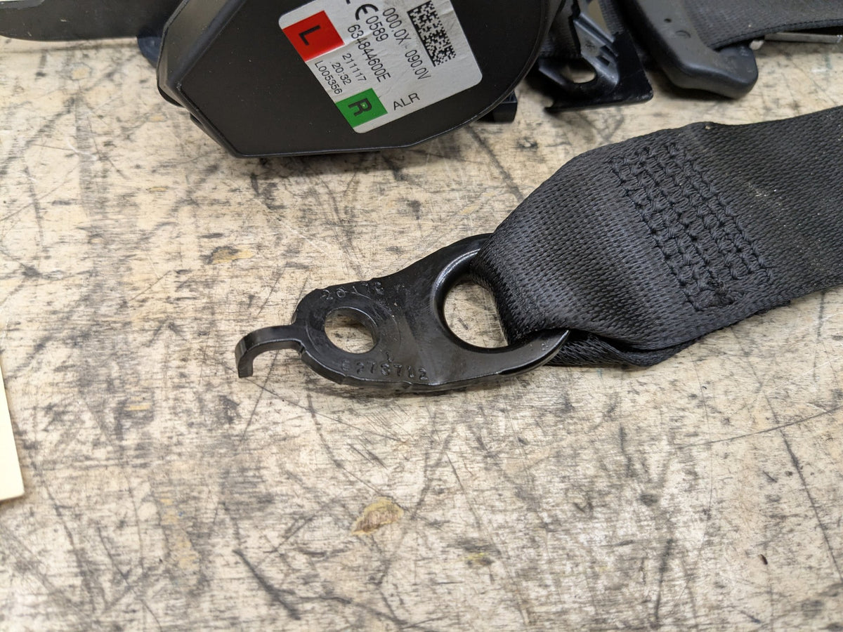 OEM BMW F90 M5 G30 530 540 Rear Left Right Upper Seatbelt Seat Belt Retractor