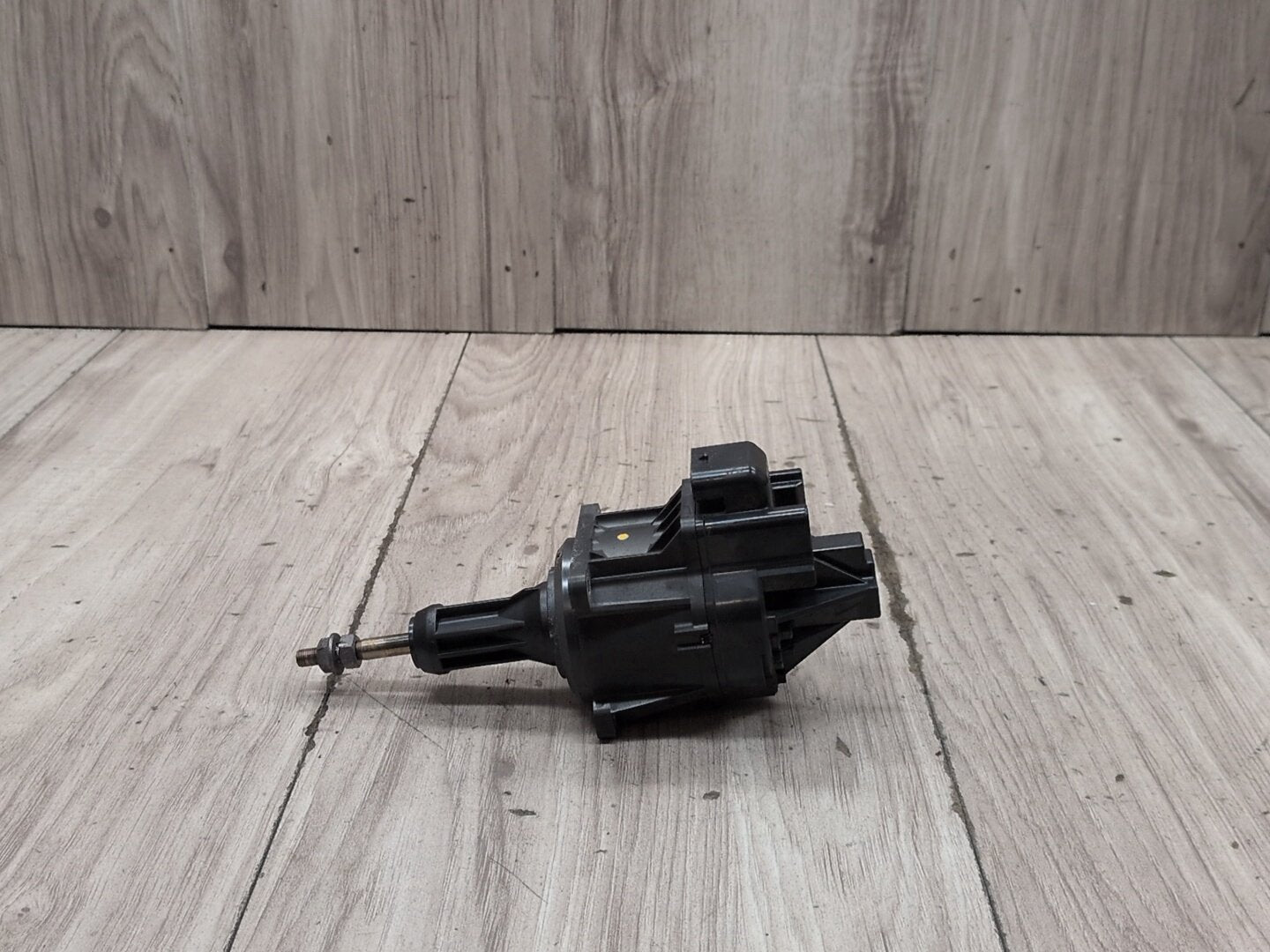 2016-2022 BMW G12 750i Turbo Charger Wastegate Actuator 8680616
