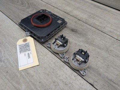 18-21 BMW X3 G01 Left Right Headlight Daytime Running Light Module SET 7472770