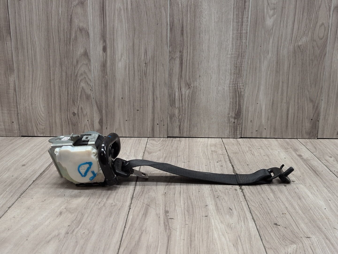 OEM BMW F97 G01 G02 X3 X4 REAR Left Driver Seat Belt Seatbelt Retractor Black