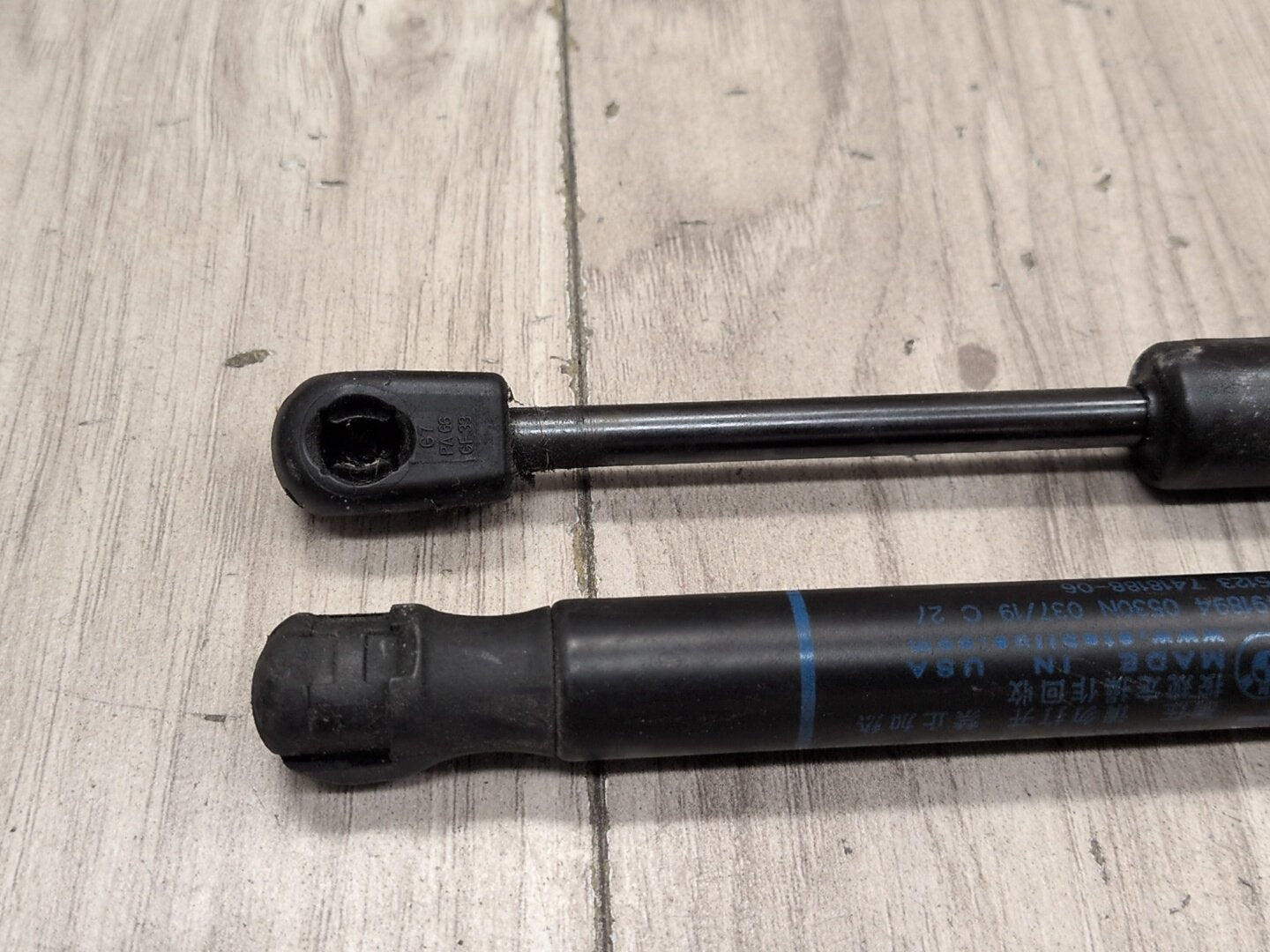 2019 - 2026 BMW X5 G05 Rear Left Right Liftgate Trunk Lid Strut Shock Supports SET 7418188 N63B44M3