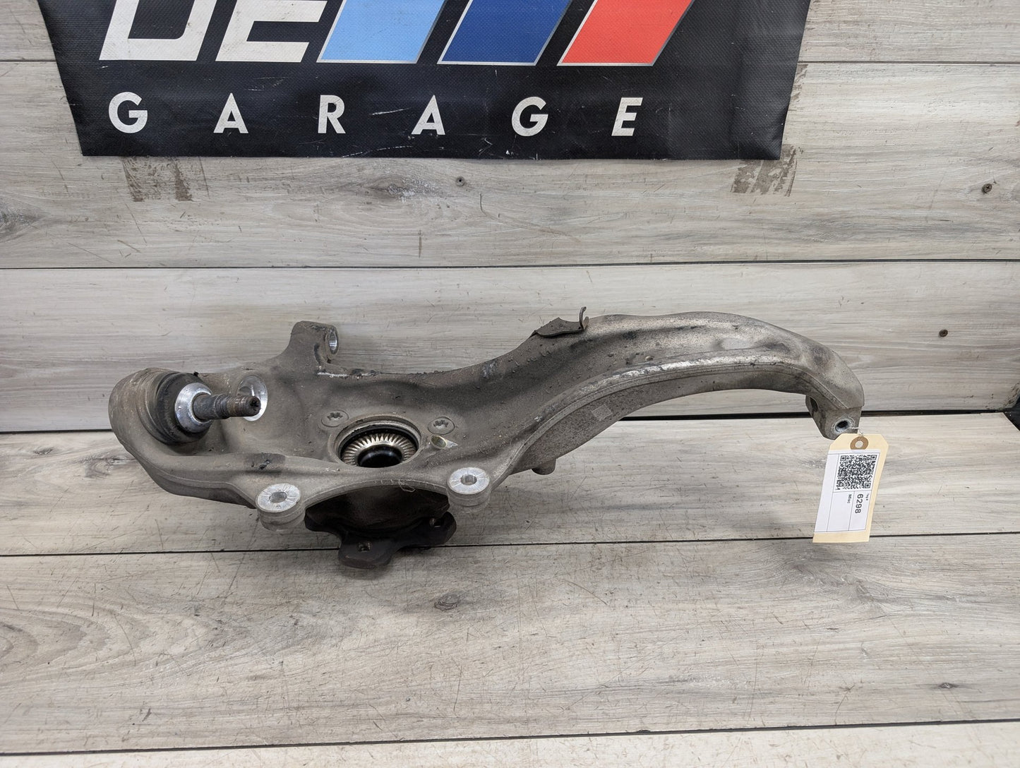 OEM BMW G30 530 540 M550 AWD Front Right Passenger Hub Spindle Knuckle Bearing