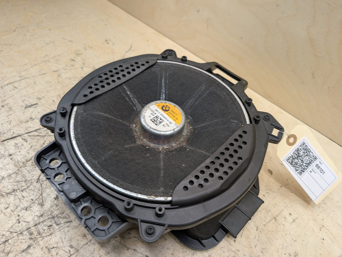 2019-2026 BMW X5 G05 Left or Right Speaker Subwoofer 2622516 OEM