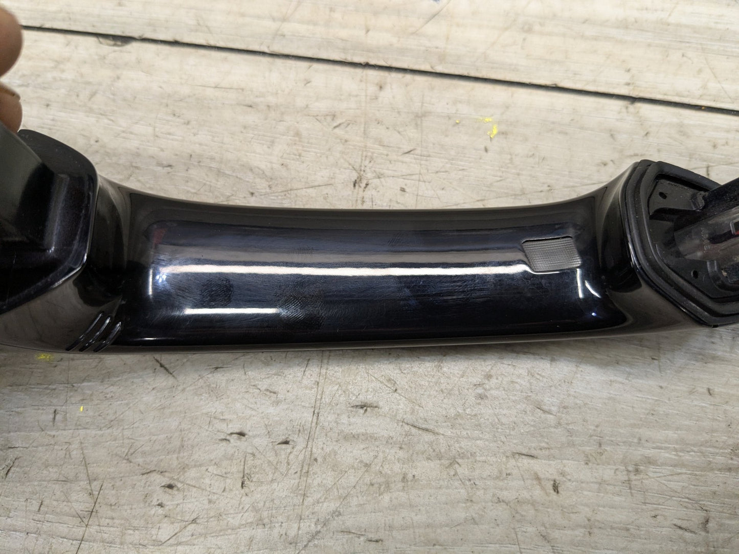 2019 - 2026 BMW 330i G20 Front or Rear Right Passenger Exterior Door Handle w/ Comfort Access 8492022 B46B20O1