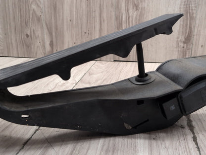 2004-2010 BMW M6 E64 Gas Accelarator Pedal 6772645 OEM