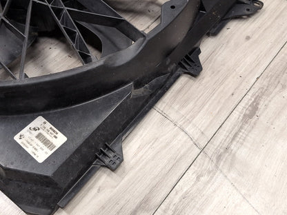 2008-2013 BMW 128i E82 Radiator Fan Shroud Housing w/ Motor 7561713